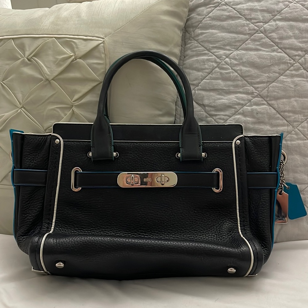 Coach swagger bag